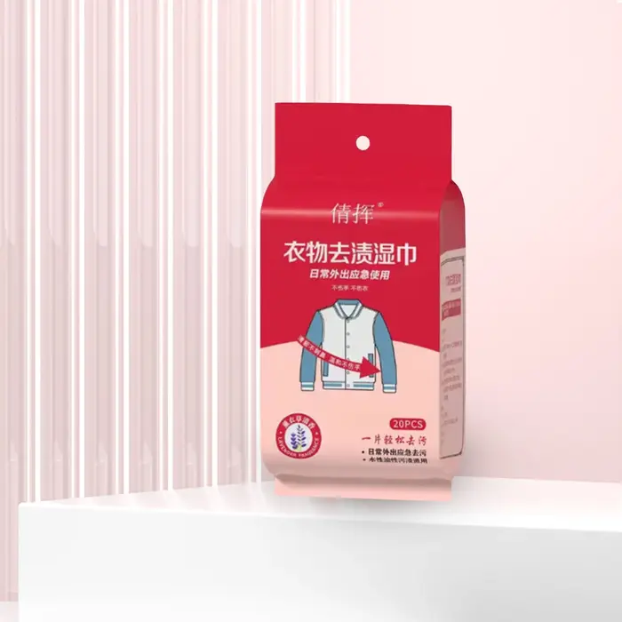 Lingettes humides anti-taches pour vêtements