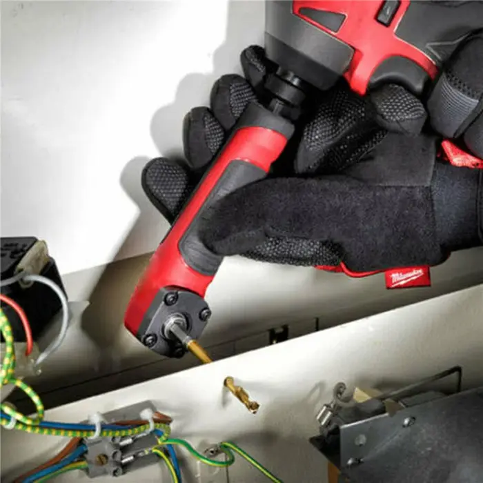 Adaptateur de douille de tournevis à angle droit