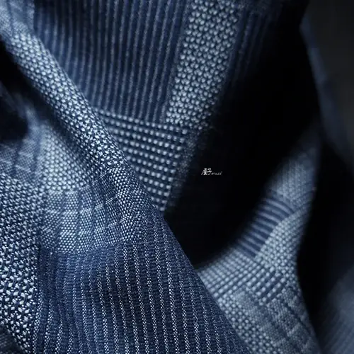 Tissu Jacquard Denim de Haute Qualité, Article de Styliste Fait à la Main, Prix Demi-mètre