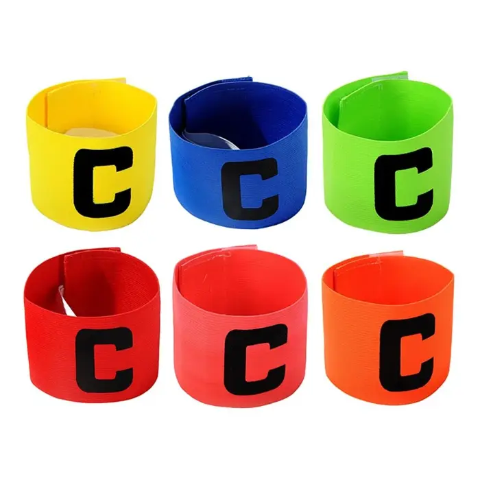 Brassard de capitaine de football pour enfants en nylon multicolore pour entraînements et matchs de sport