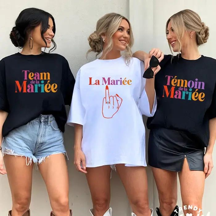 T-shirts d'adieu pour les jeunes femmes