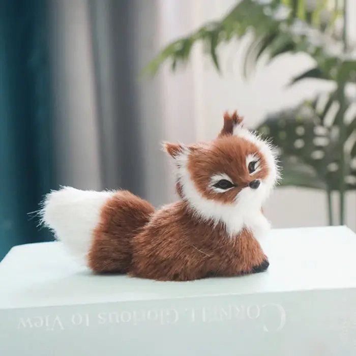 Mini peluche douce accroupie, Simulation de renard, poupée de renard en peluche douce et réaliste, F