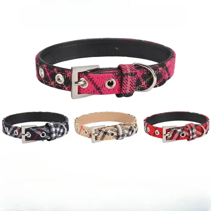 Collier pour chien à carreaux classique