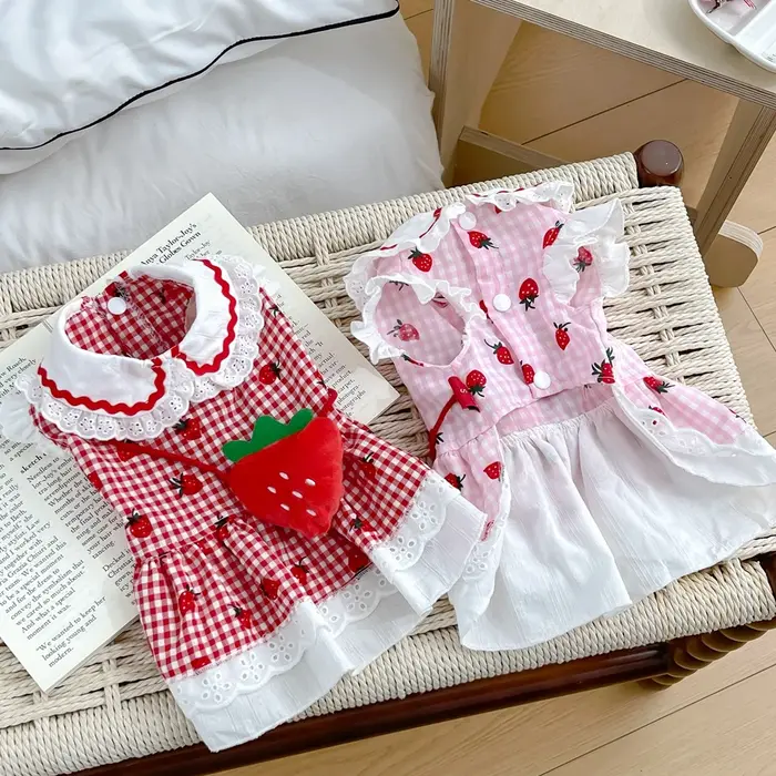 Robe fraise pour chiens été printemps mignon Plaid femme fille chiot animal de compagnie chat vêtements Yorkie Chihuahua petits carillons moyens