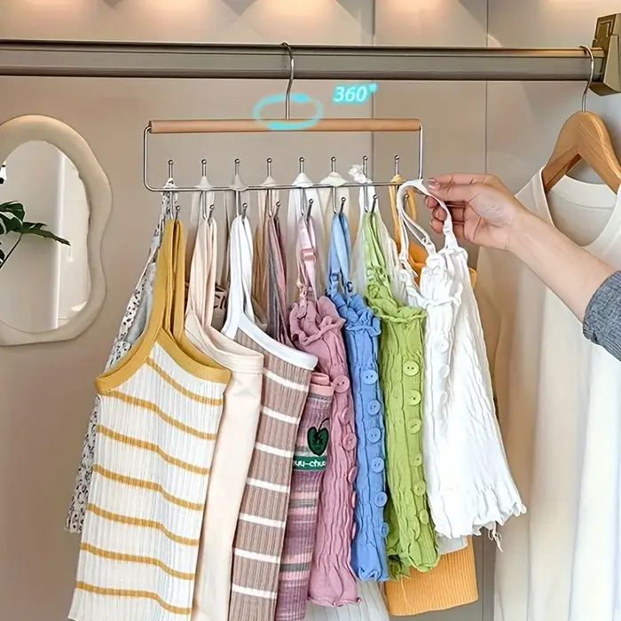 Un porte-vêtements avec 16 crochets