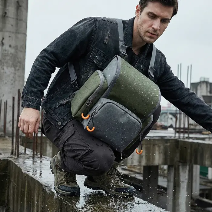 Harnais de poitrine pour jumelles avec pochette étanche pour télémètre, harnais pour jumelles avec housse de pluie pour la chasse et la randonnée