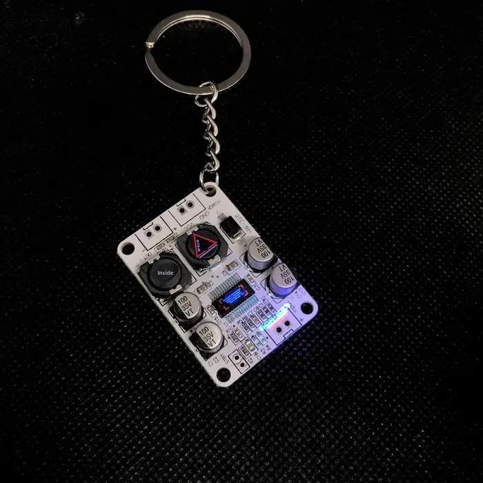 Porte-clés de personnalité Cyberpunk, pendentif de sac à dos, Explosion mécanique, accessoires de bi