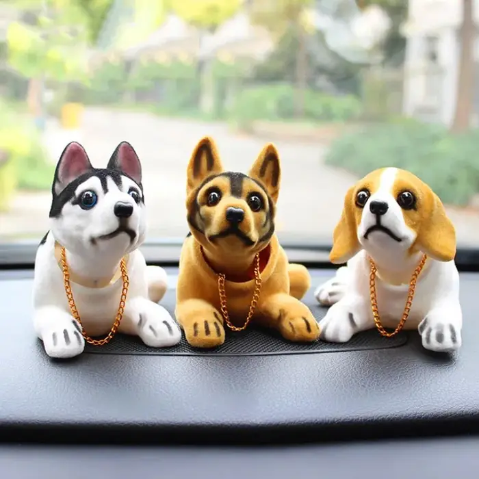 Ornements de voiture poupée Husky Beagle St Bernard berger secouer la tête chien canard décoration Auto intérieur accessoires mignon cadeaux créatifs