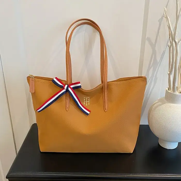 Sac à langer élégant pour femmes : grand sac fourre-tout en cuir simple, sac messager vintage tendan