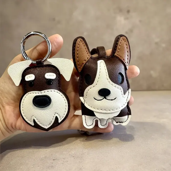 Breloques pour sacs en cuir PU marron chocolat – Schnauzer, Bouledogue français, Doberman, Corgi – Pendentif pour sacs, cadeau idéal pour les propriétaires de chiens