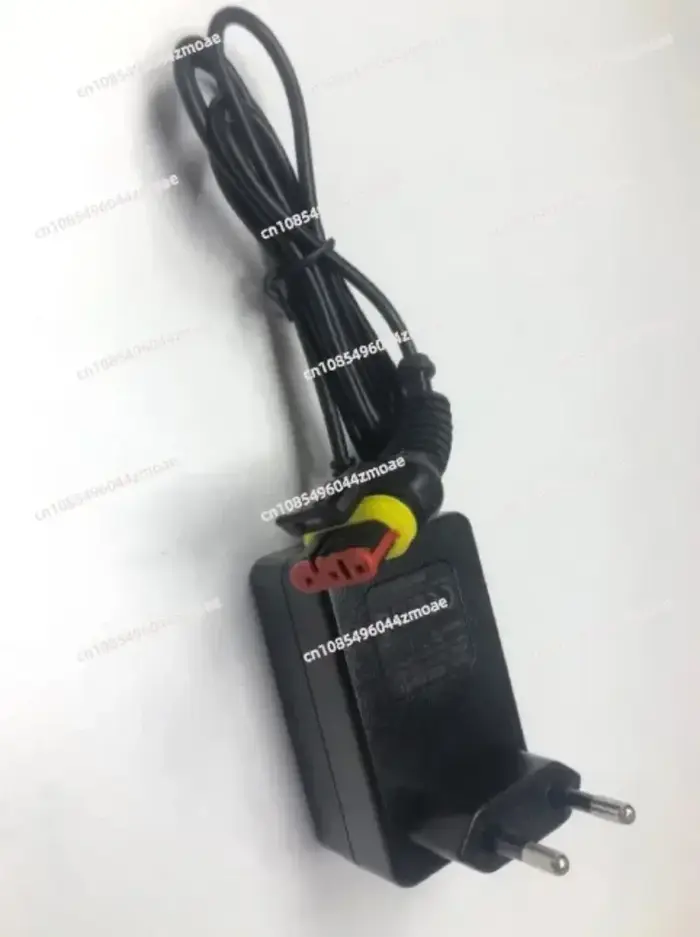 Prise 28V 1,3a adaptateur chargeur alimentation pour Husqvarna Automower 105 305 315X 40X 2016-2022 