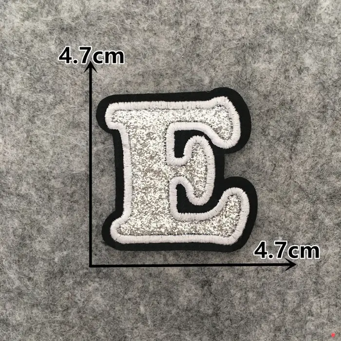 Pâte en tissu brodée de 26 lettres anglaises argentées, adhésif thermofusible, décoration de repassa