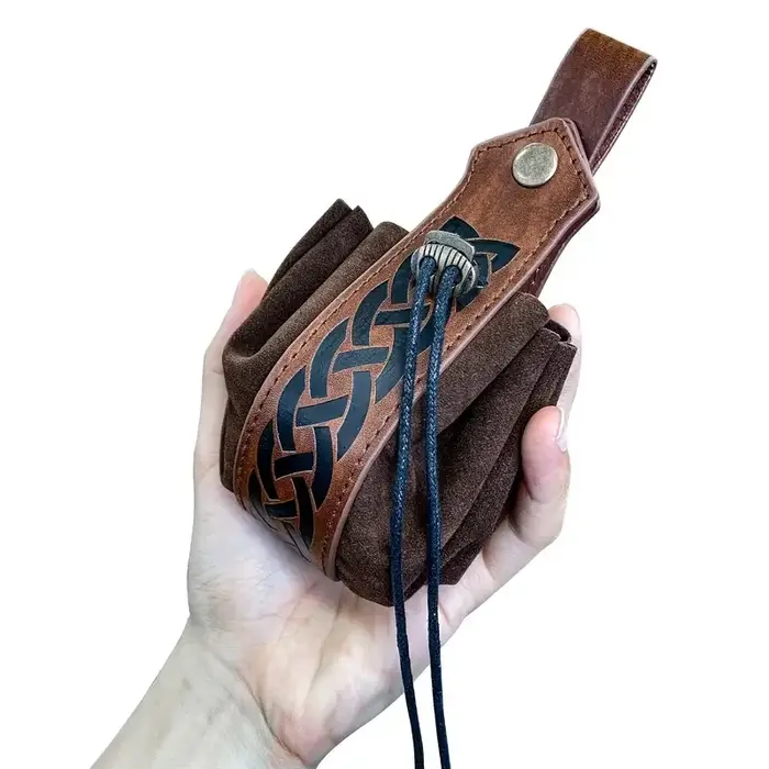Sac de Taille Vintage en Cuir PU, Pochette de Ceinture Punk Viking, Accessoire Cosplay Occasion Spéciale ``` 这段描述遵循了您的要求，使用了恰当的HTML标签，并且避免了任何未列出的事实或特征。它强调了产品的历史感、耐用性以及适用于各种场合的特点，旨在激发购买欲望。