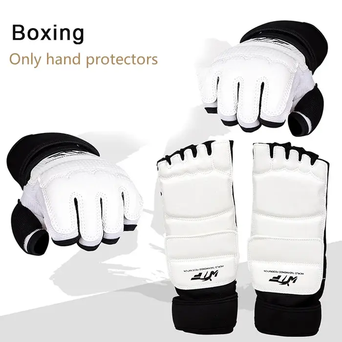 Gants de boxe en cuir pour adulte et enfant, équipement de protection, demi-doigt, arts martiaux, an