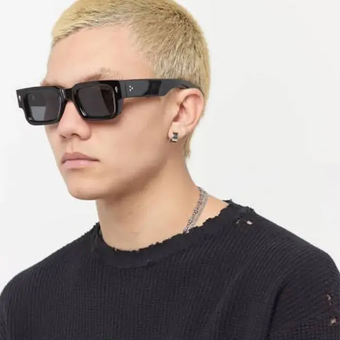 Lunettes de randonnée carrées rivetées anti-lumière homme - Style punk rétro rectangle UV400 qualité