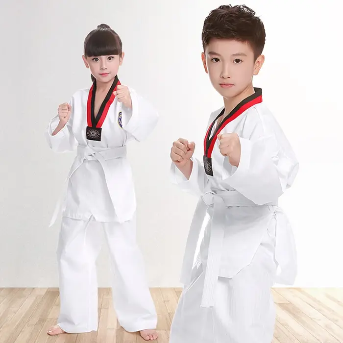 Costumes TKD 2022, uniformes de Taekwondo blancs, vêtements de karaté Judo Dobok pour enfants et adu