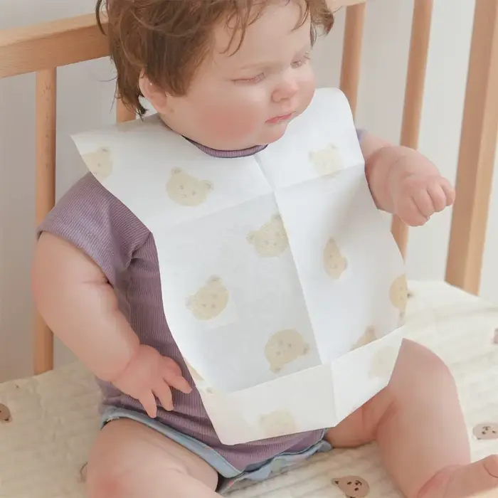 Paquet de 50 bavoirs jetables pour bébés âgés de 6 mois à 2 ans, bavoir d'alimentation ours de dessi