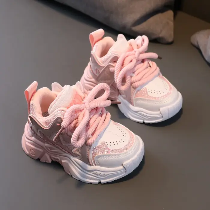 Chaussures pour enfants 2024 Nouveau bambin Bol Chaussures de dehors Semelle Souple Respirant En Ple
