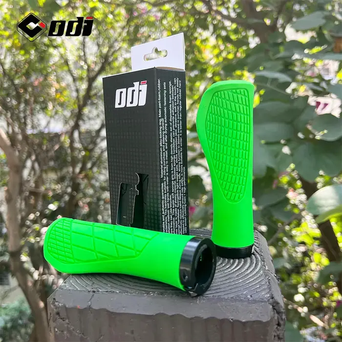 ODI – poignées de vélo vtt, antichoc, housse de guidon de vélo, antidérapantes, verrouillables, ergo