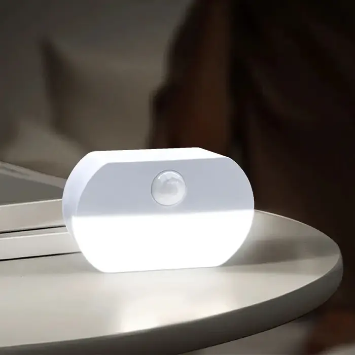 Détection infrarouge humaine LED veilleuse alimenté par batterie capteur de mouvement lampe bâton su
