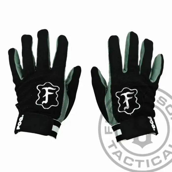 Chasse tactique de brouillard en plein air avec écran tactile et gants de combat sportifs