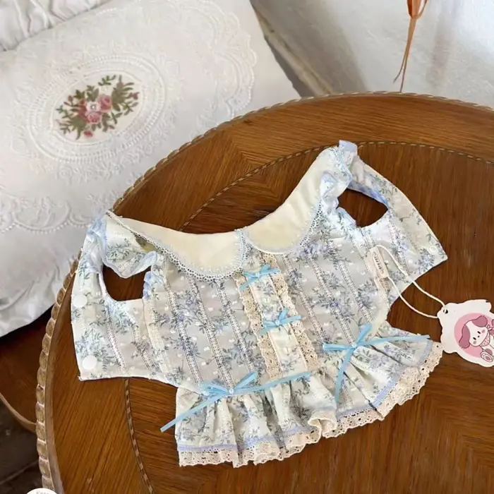 Robe florale coréenne pour chien