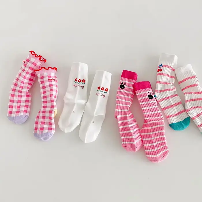 4 paires de chaussettes roses pour filles, chaussettes mi-tube en coton pour enfants, chaussettes co