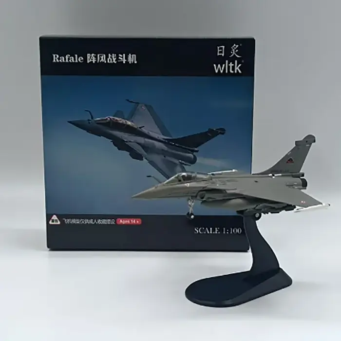 Modèle de chasseur Rafale C de l'armée de l'air française en alliage, échelle 1:100, modèle fini, dé