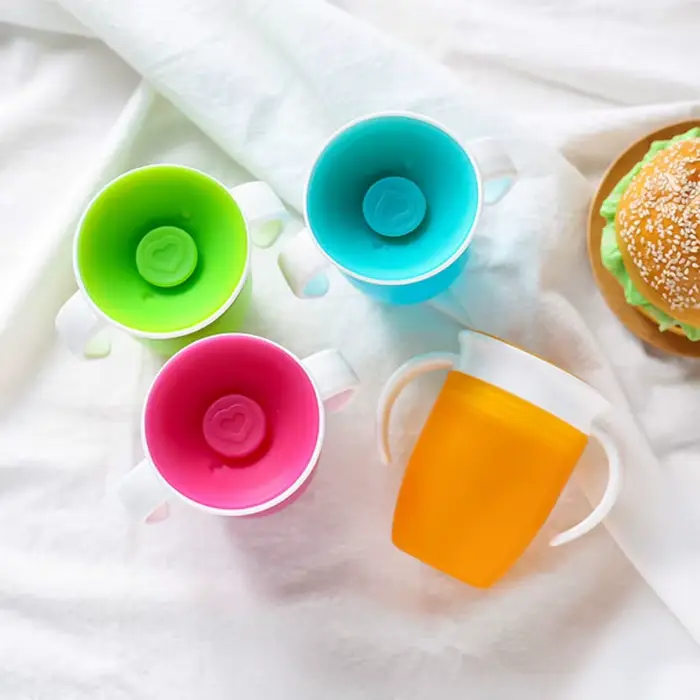 Gobelets d'eau pour bébé, rotatif à 360 degrés, tasse d'apprentissage pour bébé avec Double poignée,