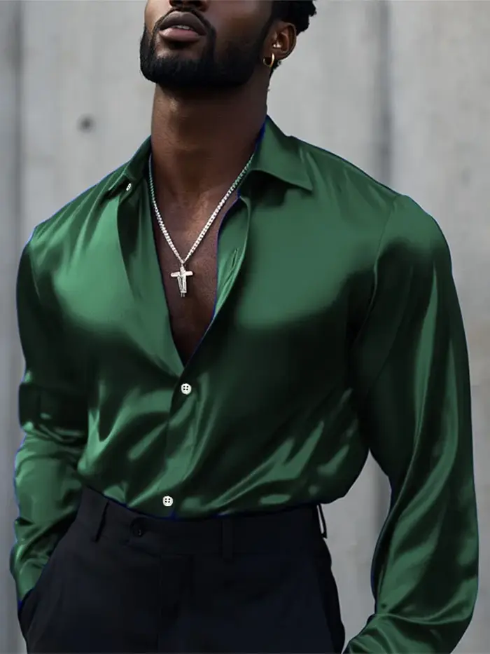 Chemises lisses en soie glacée pour hommes